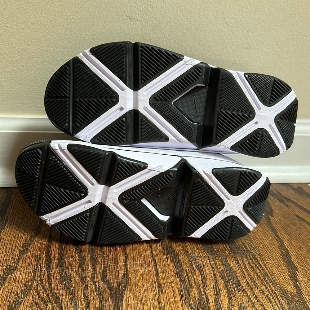 NWOT Nike Go FlyEase Easy On Off Shoes DR5540-002 Black White - Picture 5 of 6